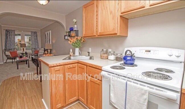 Photo - 3857 Oak Knoll Rd