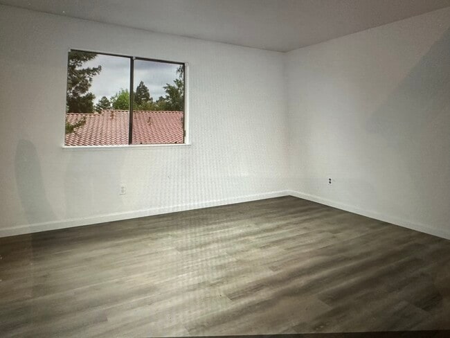 Photo - 2055 Sierra Rd Unit 101