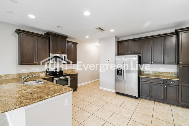 Photo - 3650A Creswick Cir