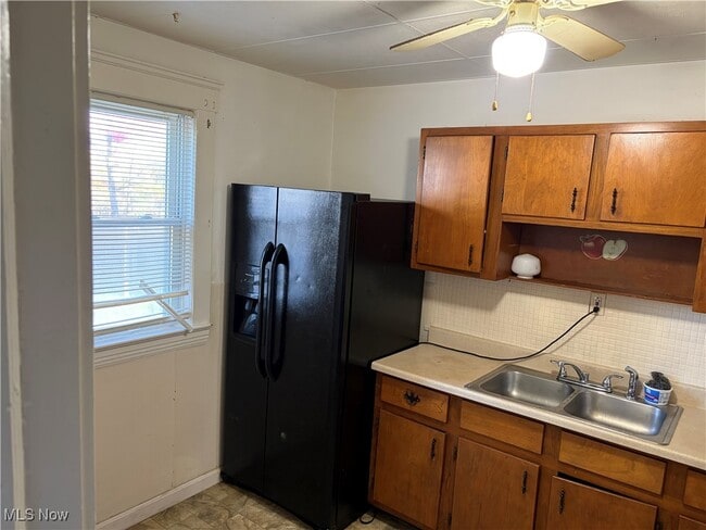 Photo - 3653 W 46th St