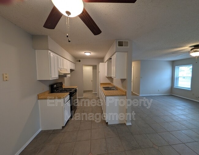 Photo - 316 South Avenue East