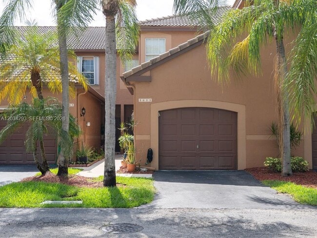 Building Photo - 1611 Veracruz Ln