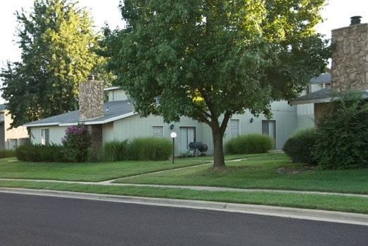 Photo - Deeswood Village Apartments