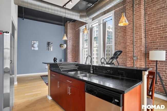 Photo - 1136 Washington Ave