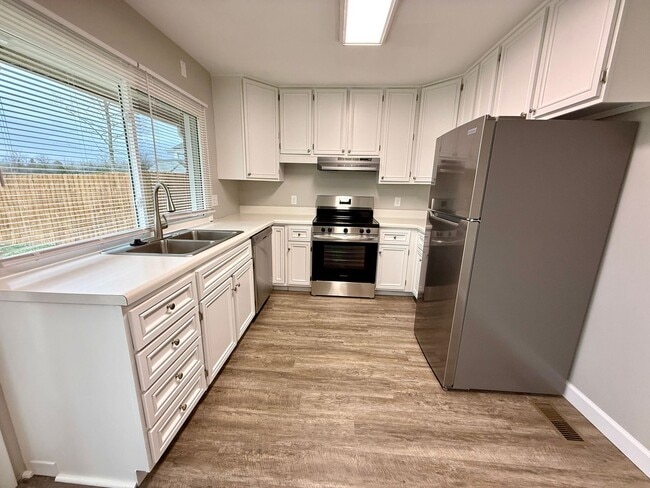 Photo - 315 Whispering Pines