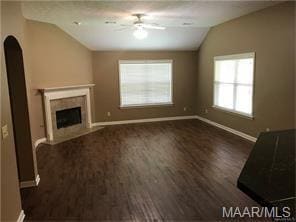 3912 Claiborne Cir