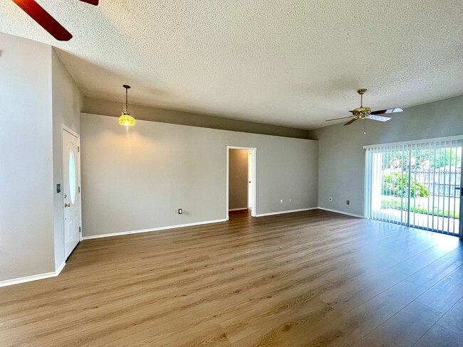 Photo - 3/2 ALAFAYA WOODS ADORABLE HOME in OVIEDO!