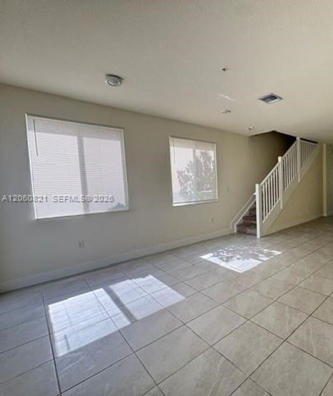 Photo - 10270 NW 66th St