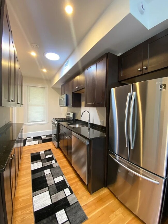 106 Hyde Park Ave Unit 3