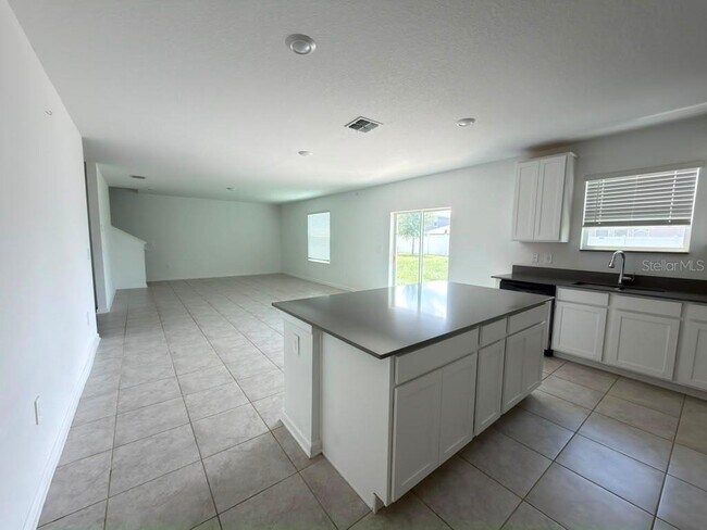 1062 John Jacob Rd