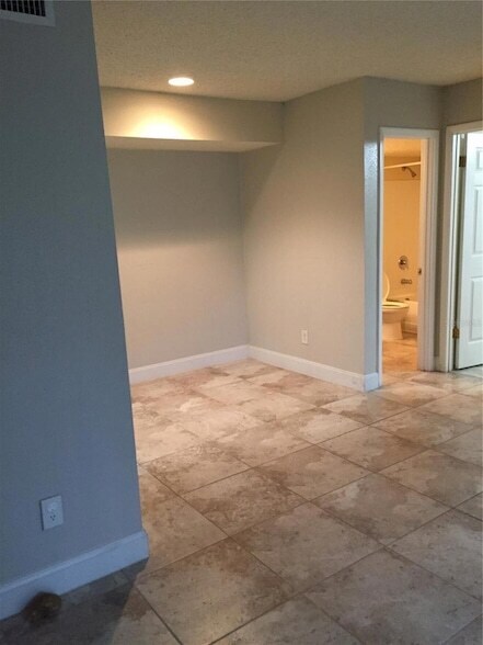 Photo - 3748 Idlebrook Cir Unit 102