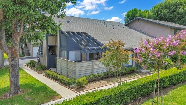 Photo - 819 Silver Fir Rd Townhome