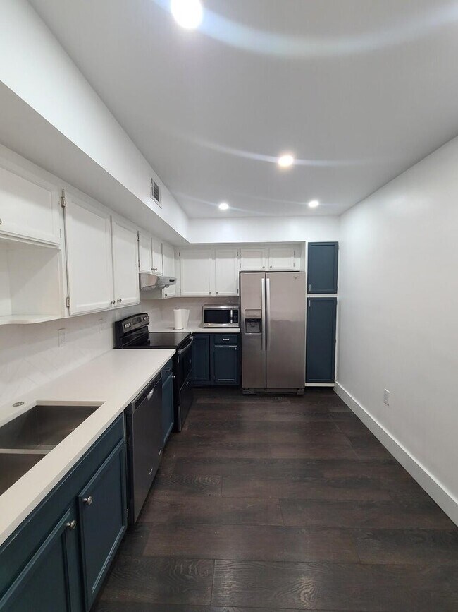 Photo - 3190 Leewood Ter Unidad L203