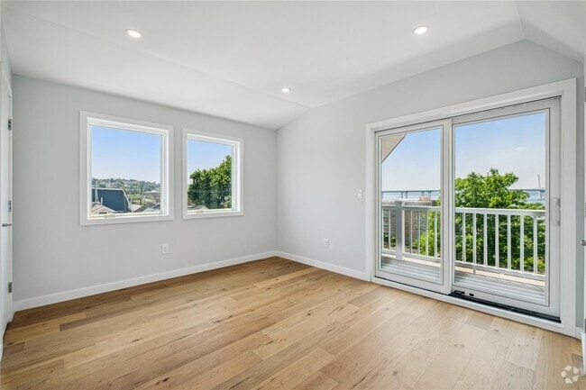 Building Photo - 46 Hudson St Unit 3 Rental