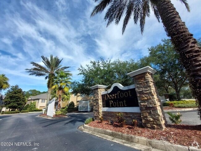 Building Photo - 2 bedroom in Jacksonville FL 32256 Rental