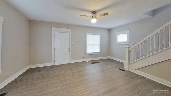 Photo - 215 N 23rd St