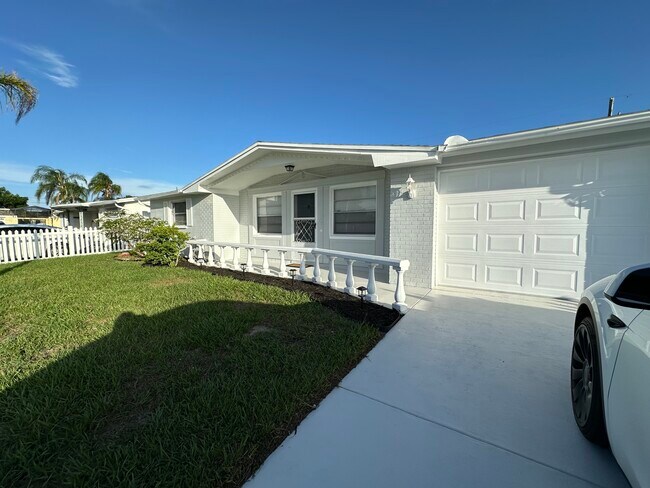 Photo - 5202 Overton Dr
