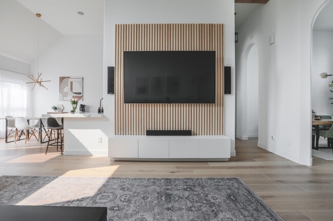 Photo - 2010 Merlin Dr