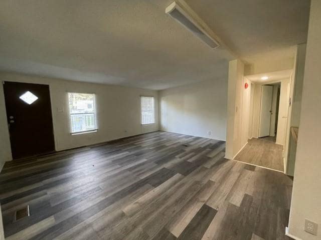 Building Photo - 111 Plott Dr Rental