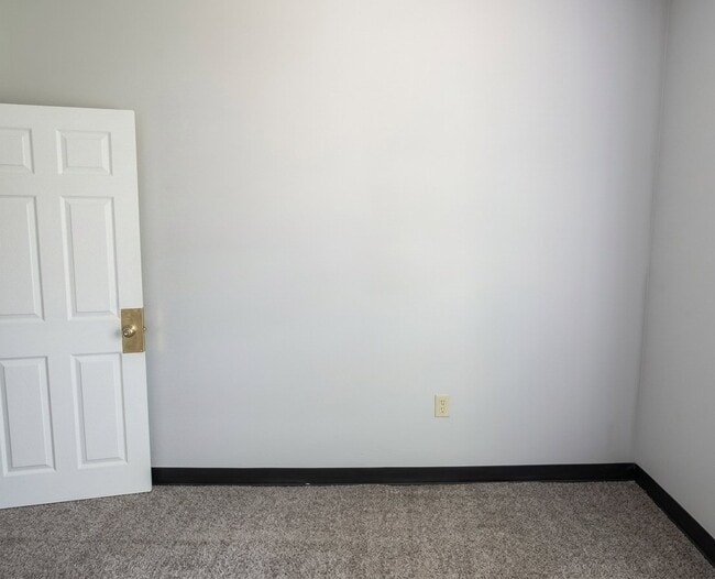 Photo - 22 Burgess Ct