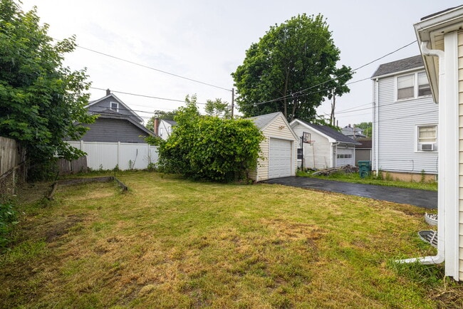 Photo - 1619 South Ave