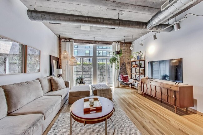 Photo - 110 N Peoria St Unit 307