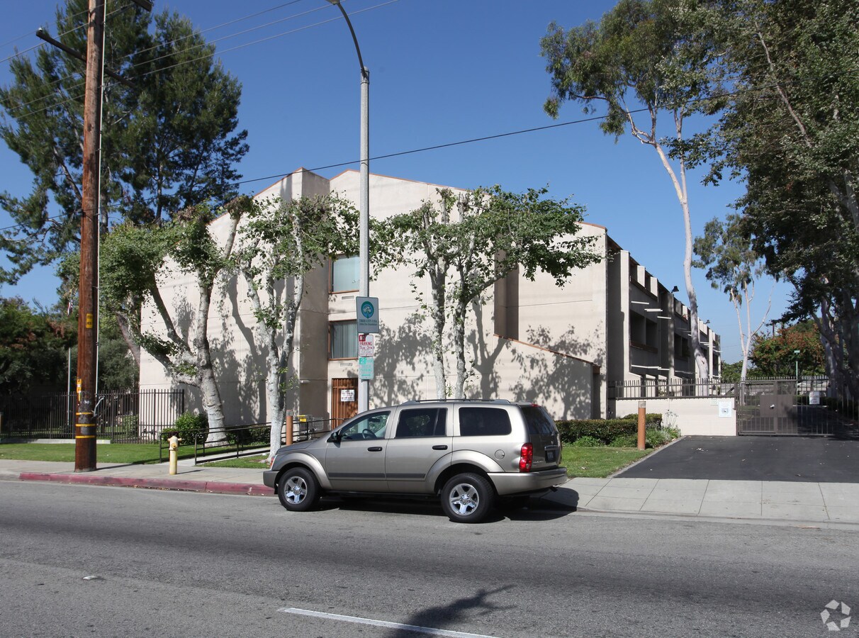 Photo - Olive Tree Terrace