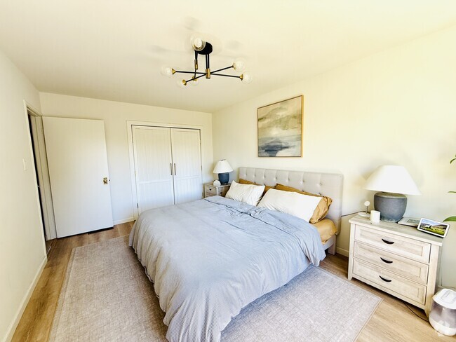 Building Photo - 20649 Yeandle Ave Rental