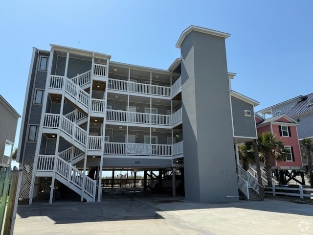 Building Photo - 915 N Ocean Blvd Unit Surfside by the Sea Rental