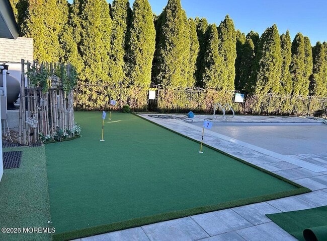 Photo - 799 Bowyer Ave