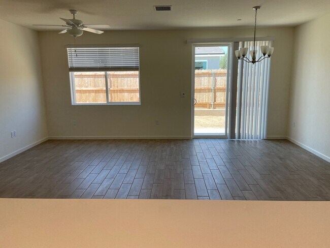 Photo - 1165 Significant Wy W