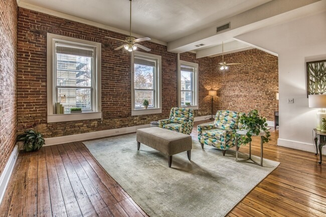 Photo - 112 E Alamo St Unidad 2