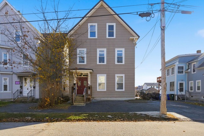 Building Photo - 74 Dartmouth St Unit #3