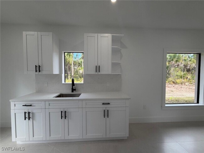 Photo - 4141 Everglades Blvd S