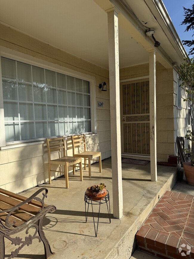 Porch - 6247 Oak Crest Way Unit HLP#1 Rental