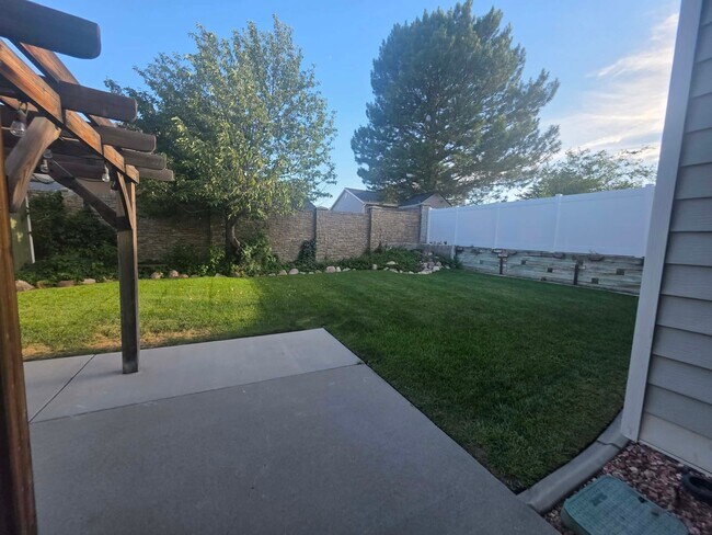 Photo - 3317 W 5820 S