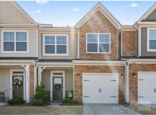 Beautiful 3-Bedroom Townhome in Harrisburg... - Beautiful 3-Bedroom Townhome in Harrisburg...