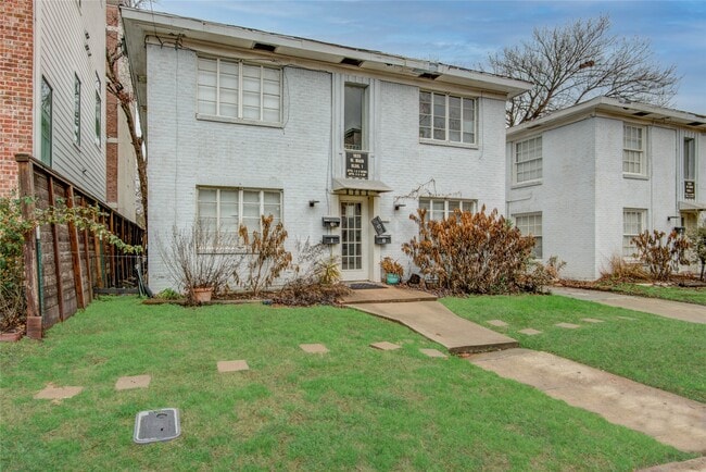 Photo - 1828 W Main St Unit 1