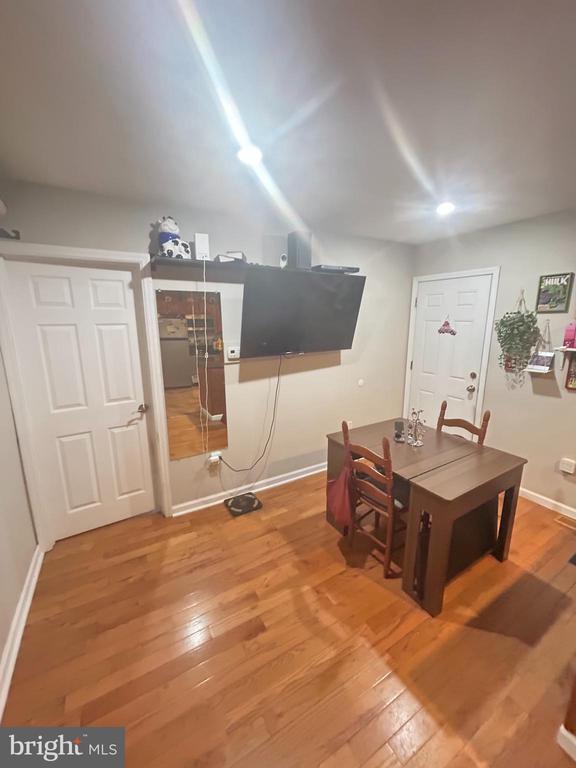 Photo - 1710 W Girard Ave Unidad 1R