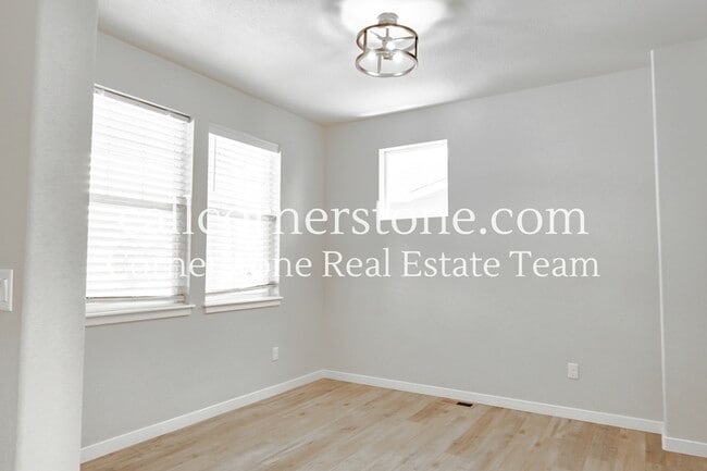 Photo - 10120 Kentwood Dr