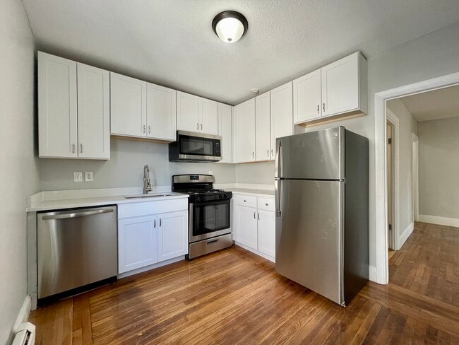 Photo - 150 Acorn St Unit 2