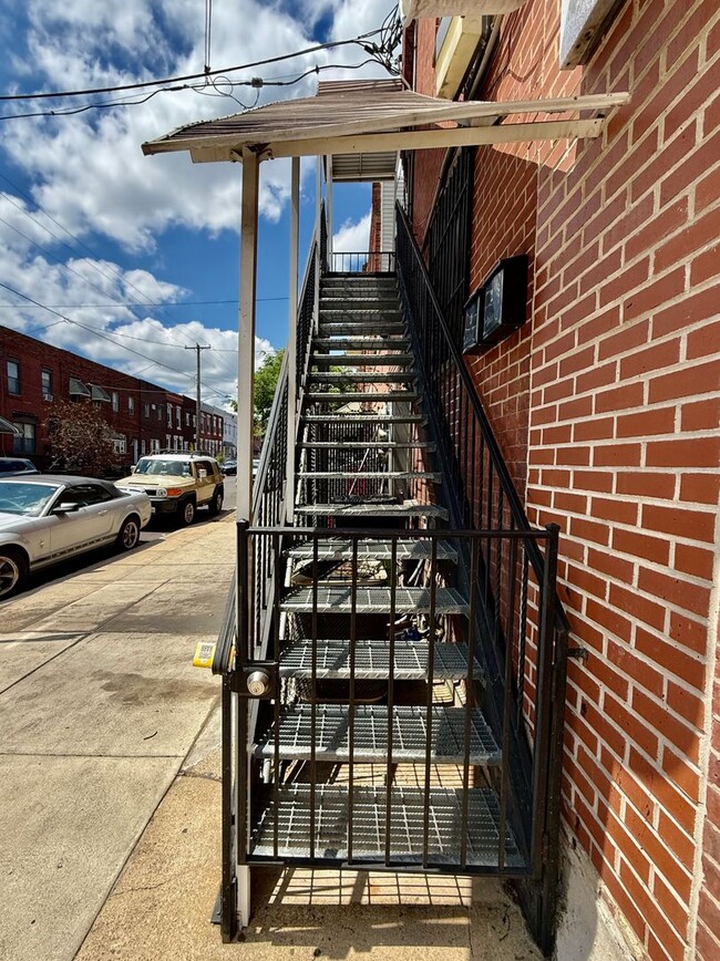 Photo - 2240 S 11th St Unidad 2nd Flr