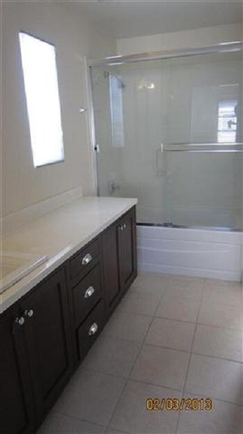 Photo - 1416 Dahlia Loop