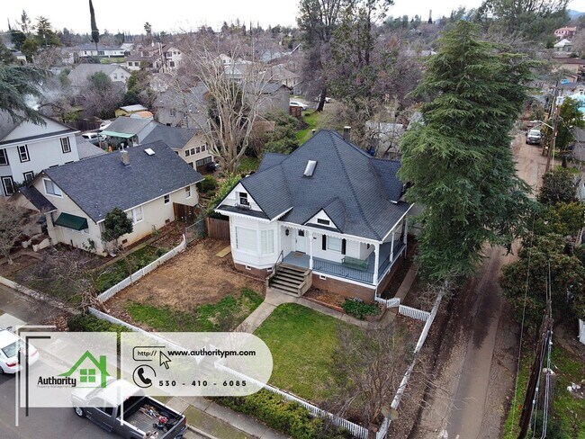 Photo - 1804 Chestnut St