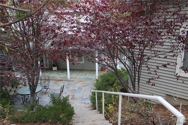 Building Photo - 795 Cove Dr Rental