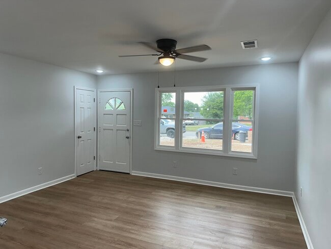 Photo - 686 Eden Rd
