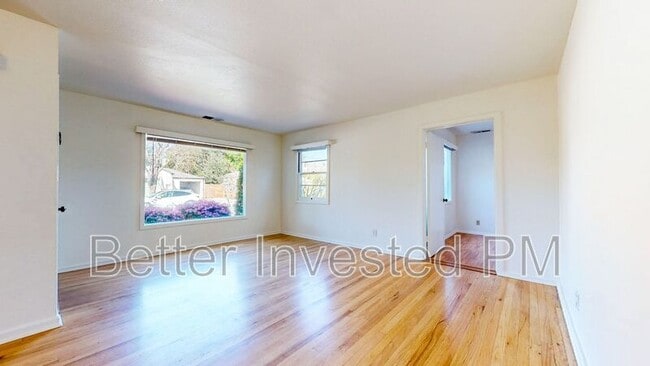 Photo - 2224 Midway Dr