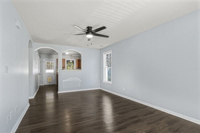 Photo - 228 Caldwell Loop