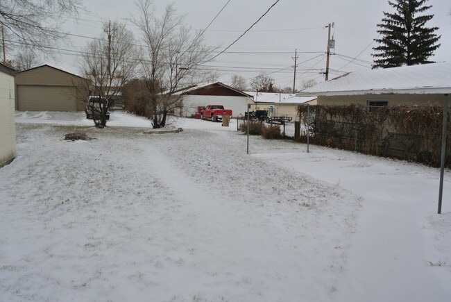 Photo - 616 14th St SE Unidad 1