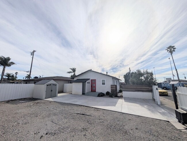 Photo - Beautifully Renovated 2 Bedroom in Oceanside!
